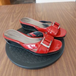 Calvin Klein Slip on Wedge  Red Patent Yanni E0076 Sandals 5.5m  Buckle Design